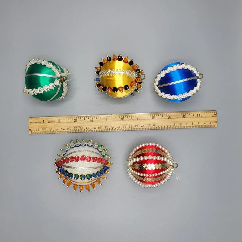 Vintage Set Of 5 Handmade Satin Thread Christmas Ornaments Push Pin Beaded Retro